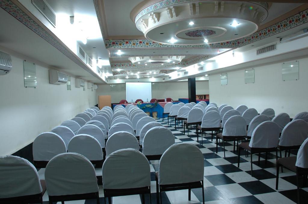 Hotel Kohinoor Джайпур Екстериор снимка